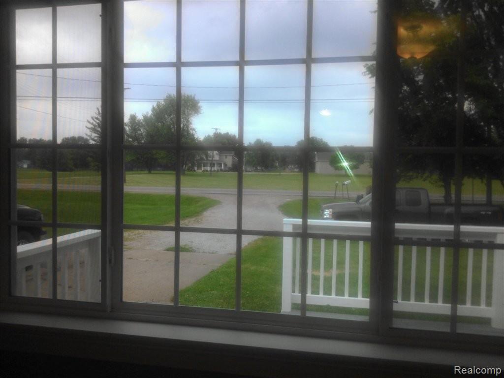 5118 Lapeer Road Burton, MI 48509 - Photo 12 of 19 IMAG1429.jpg