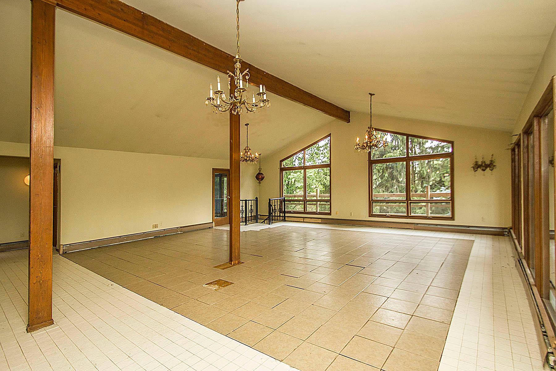 5476 Red Bank Road Galena, OH 43021 - Photo 3 of 17 Gallery Image 3