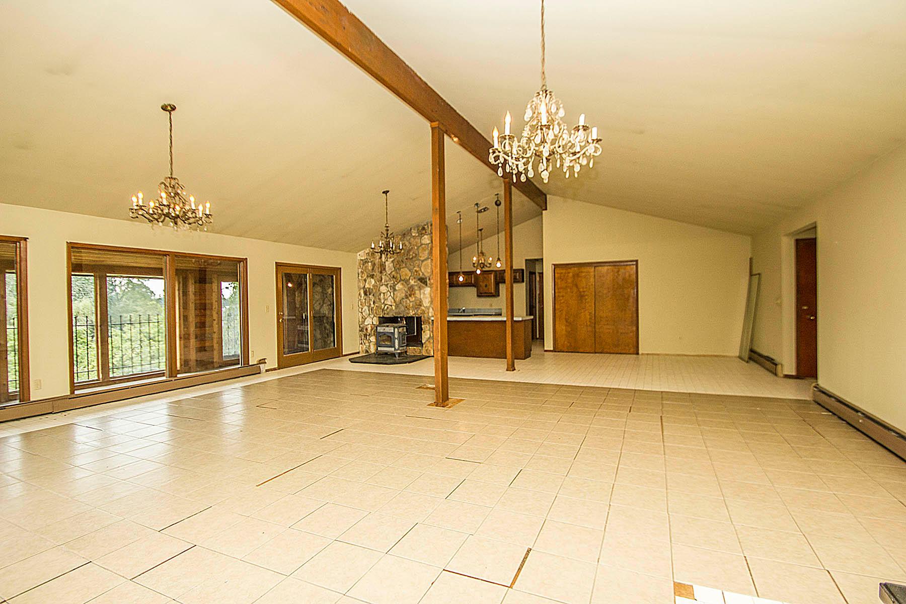 5476 Red Bank Road Galena, OH 43021 - Photo 4 of 17 Gallery Image 4