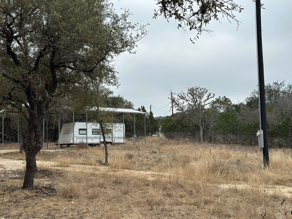 557 Squirrel Bend Uvalde, TX 78801 - Photo 12 of 32