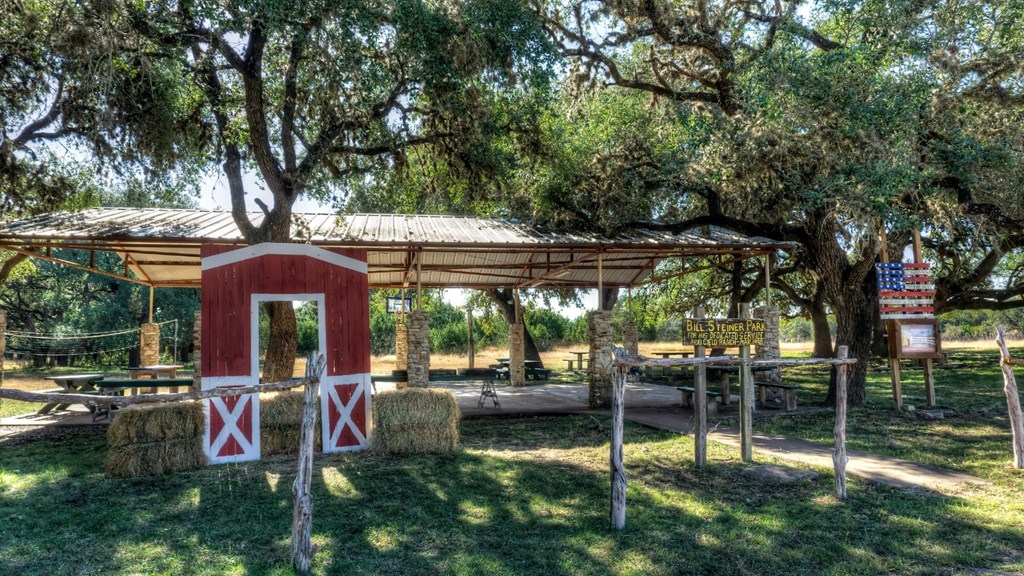 557 Squirrel Bend Uvalde, TX 78801 - Photo 23 of 32