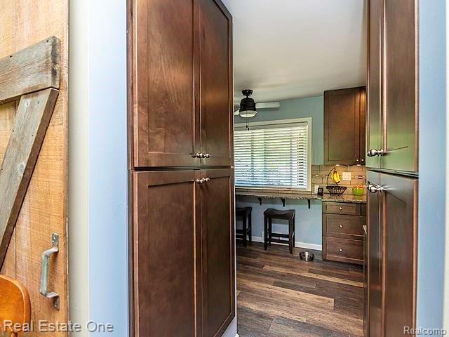 28536 Quail Hollow Road Farmington Hills, MI 48331 - Photo 10 of 48