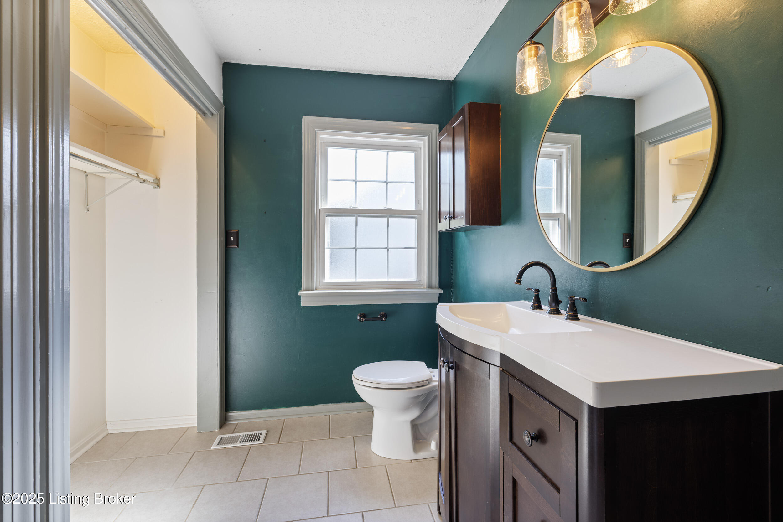 4019 Gloucester Road Louisville, KY 40207 - Photo 15 of 31 3U8A2480