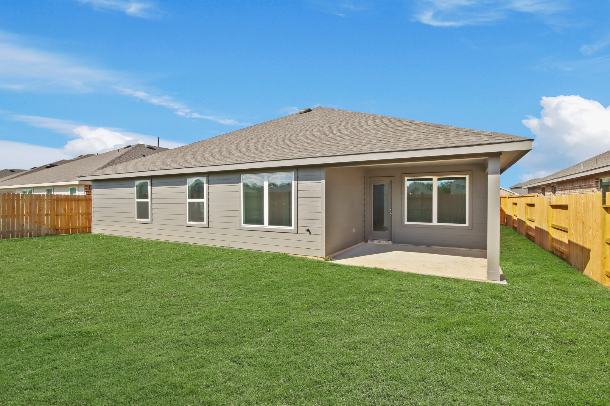 681 Canadian Trail Dayton, TX 77535 - Photo 9 of 18