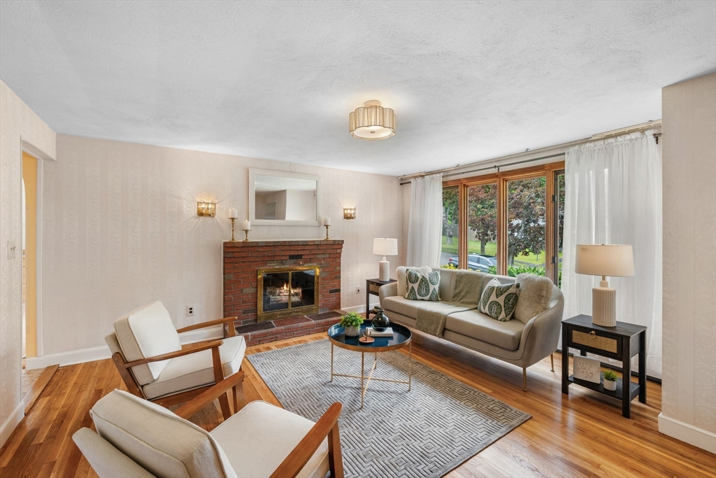 29 Patricia Road Peabody, MA 01960 - Photo 13 of 40
