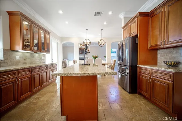 $1,725,000 | 30385 South Fork Drive, Canyon Lake, CA 92587