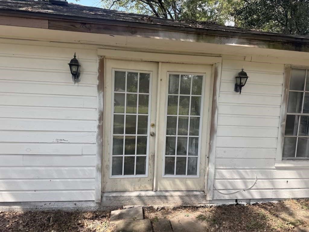 2509 River Ridge Conroe, TX 77385 - Photo 8 of 11 a view of front door