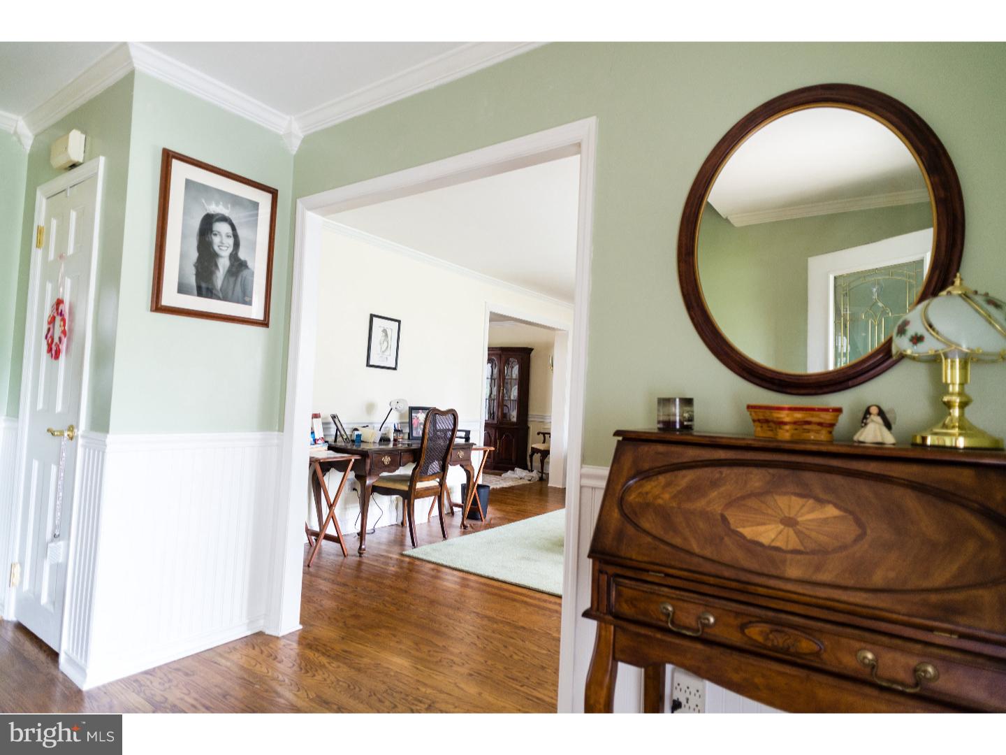 903 Phillips Road Warminster, PA 18974 - Photo 3 of 18 Foyer