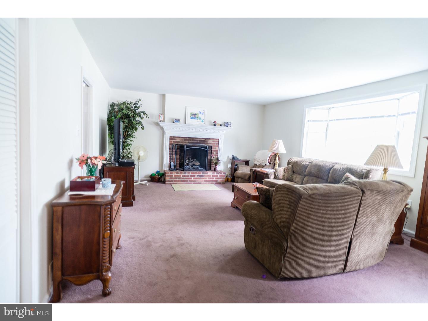 903 Phillips Road Warminster, PA 18974 - Photo 9 of 18 Family Room