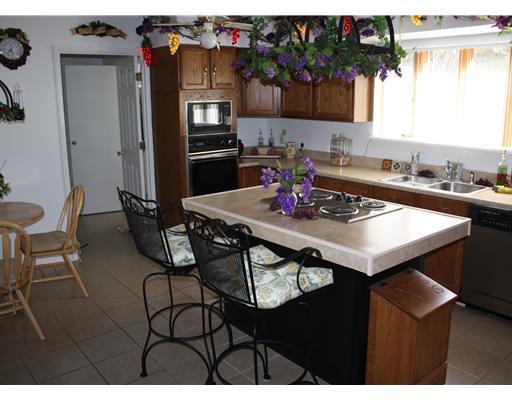 672 Ceylon Road Carmichaels, PA 15320 - Photo 7 of 15 Kitchen.