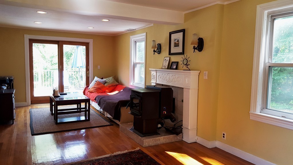 33 Hollis Road Lunenburg, MA 01462 - Photo 9 of 24 Gallery Image 9