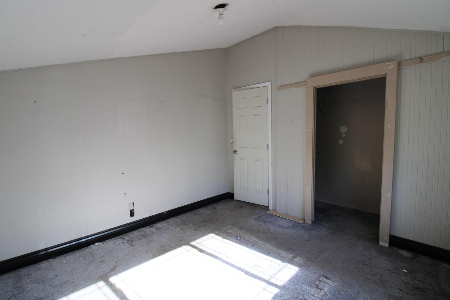 432 4th Street Clovis, CA 93612 - Photo 25 of 47
