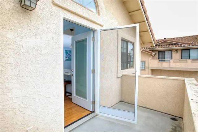 a view of a living room