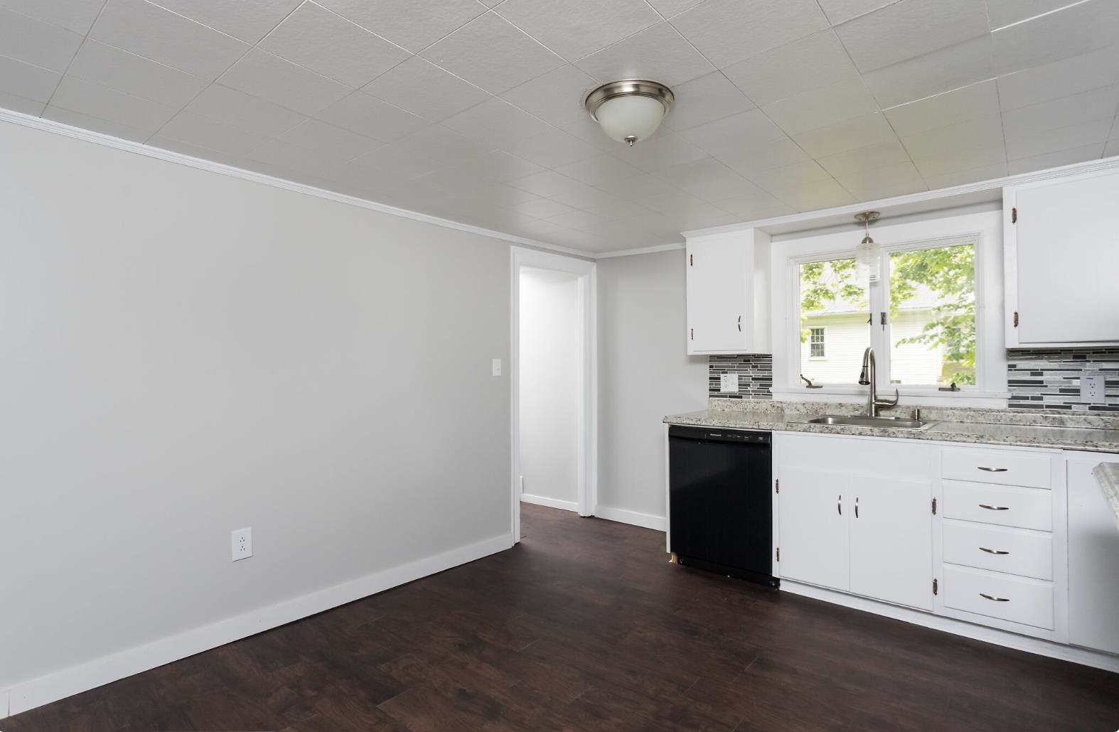 137 Locust Street, Unit B Dover, NH 03820 - Photo 6 of 12