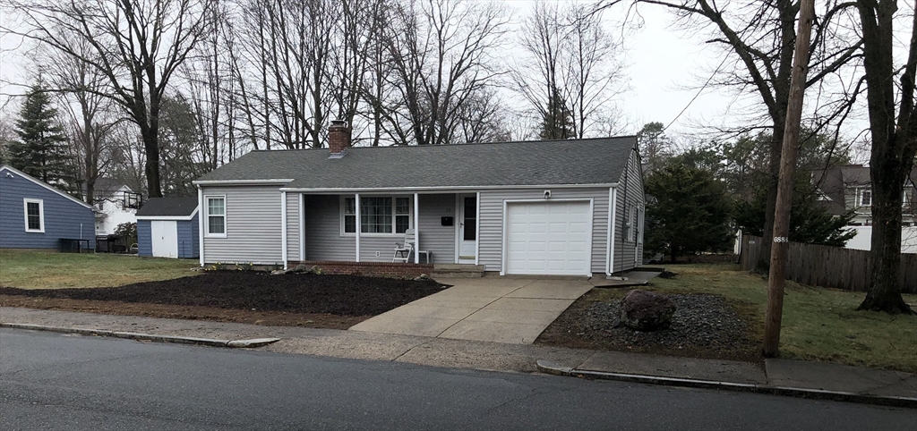 10 Veery Road Attleboro, MA 02703 - Photo 1 of 24 Gallery Image 1