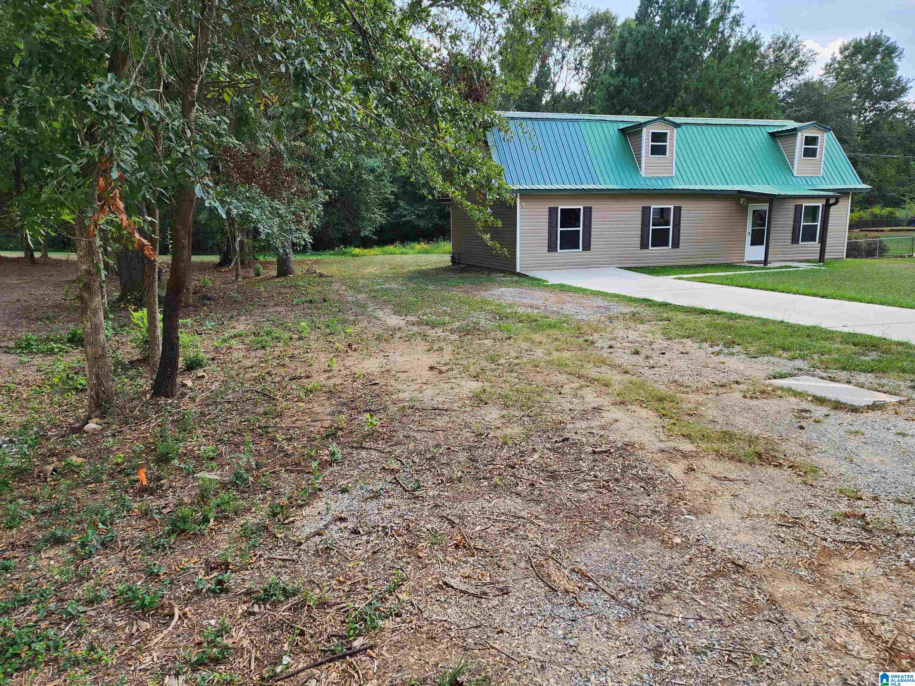 59 Rhodes Road Oxford, AL 36203 - Photo 2 of 26