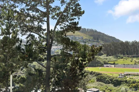 $2,895,000 | 36-38 Cameo Way, San Francisco, CA 94131