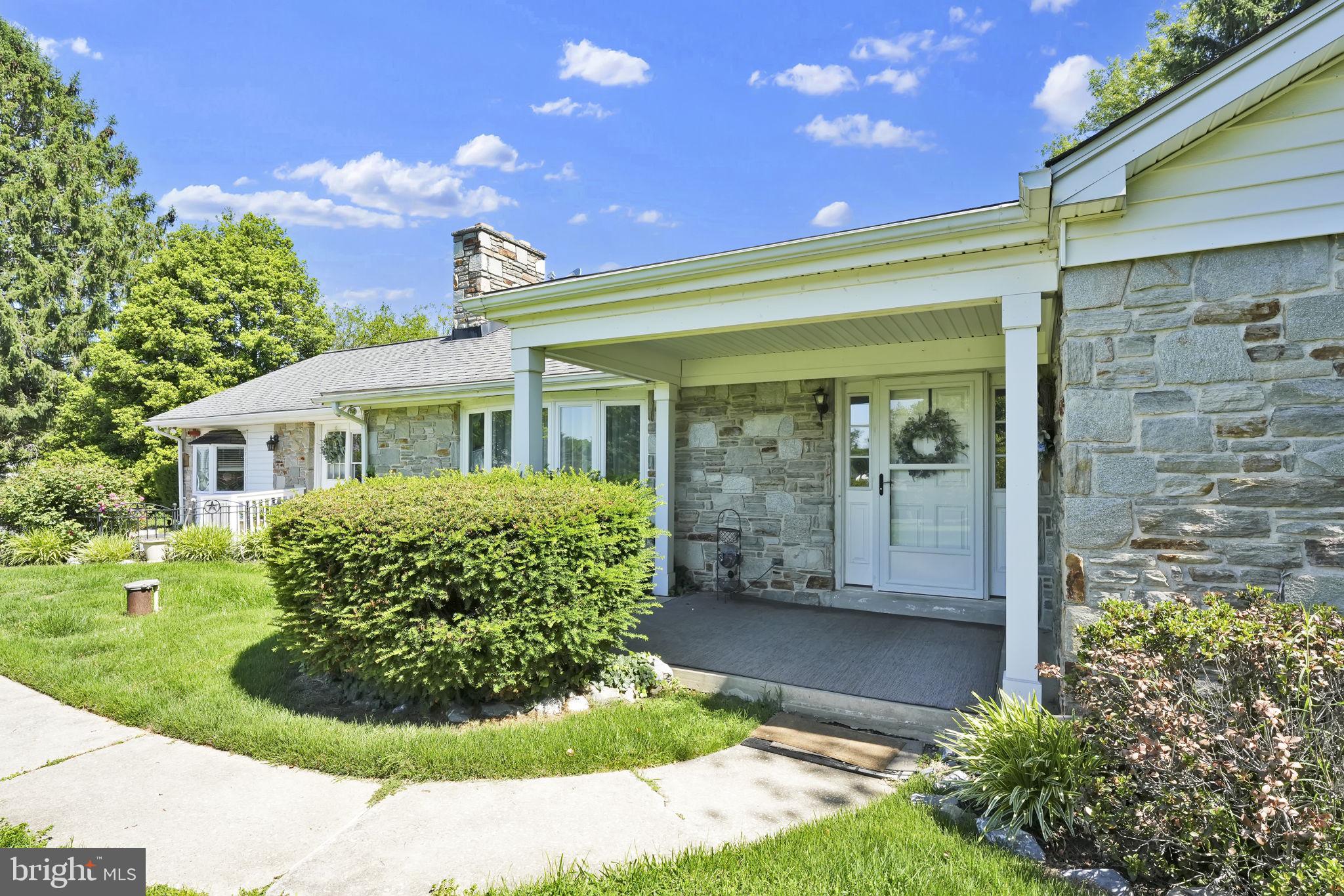 3300 Hawks Hill Road New Windsor, MD 21776 - Photo 4 of 84