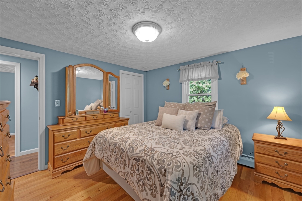 25 Old Dudley Road Oxford, MA 01540 - Photo 26 of 36