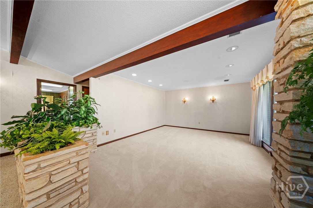 904 North Ash Street Springfield, GA 31329 - Photo 9 of 73