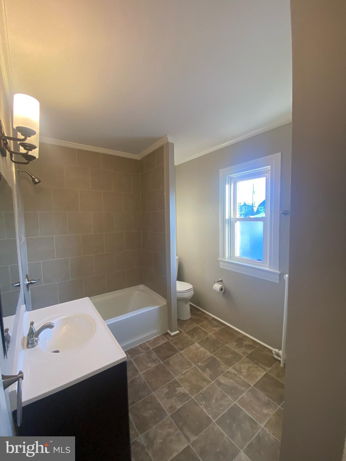 549 Lancaster Avenue York, PA 17403 - Photo 13 of 33