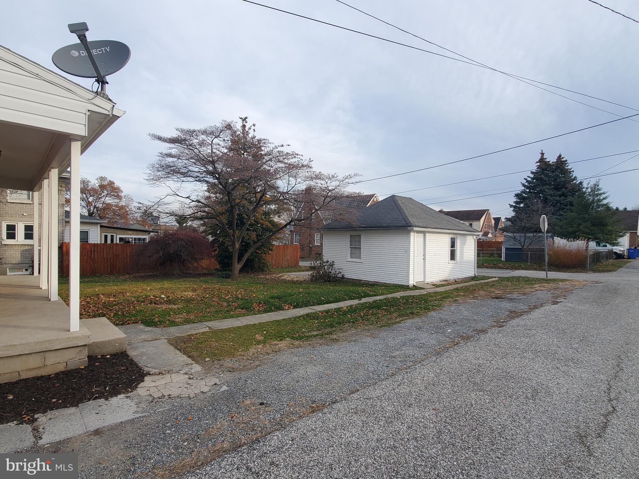 549 Lancaster Avenue York, PA 17403 - Photo 24 of 33