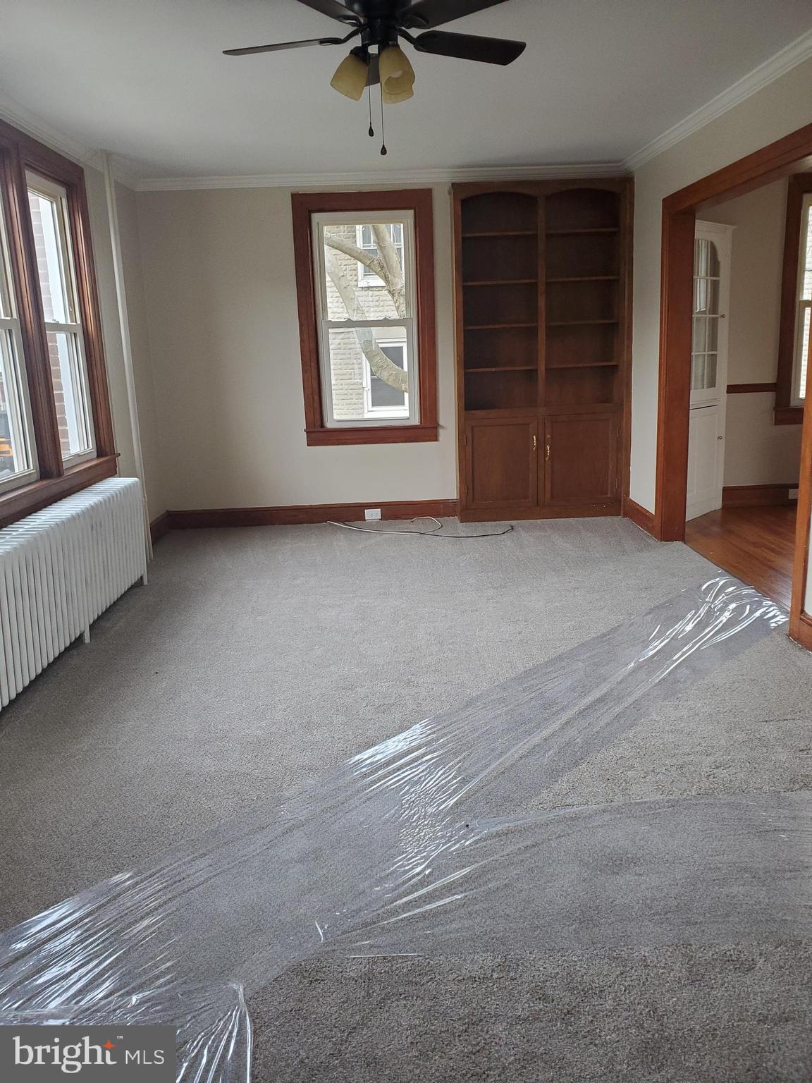 549 Lancaster Avenue York, PA 17403 - Photo 3 of 33