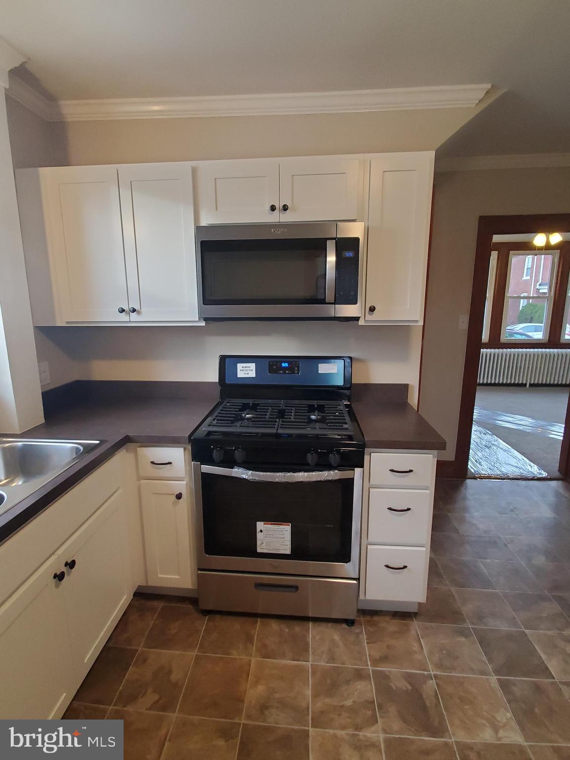 549 Lancaster Avenue York, PA 17403 - Photo 7 of 33