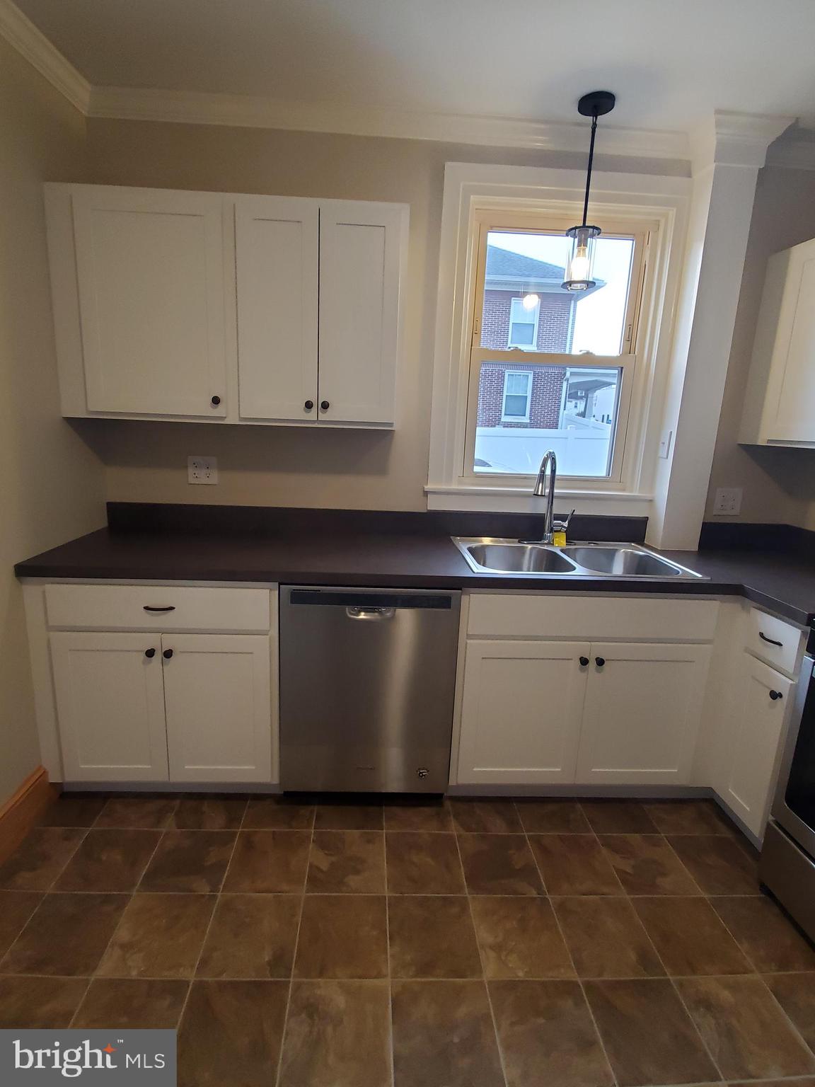 549 Lancaster Avenue York, PA 17403 - Photo 9 of 33