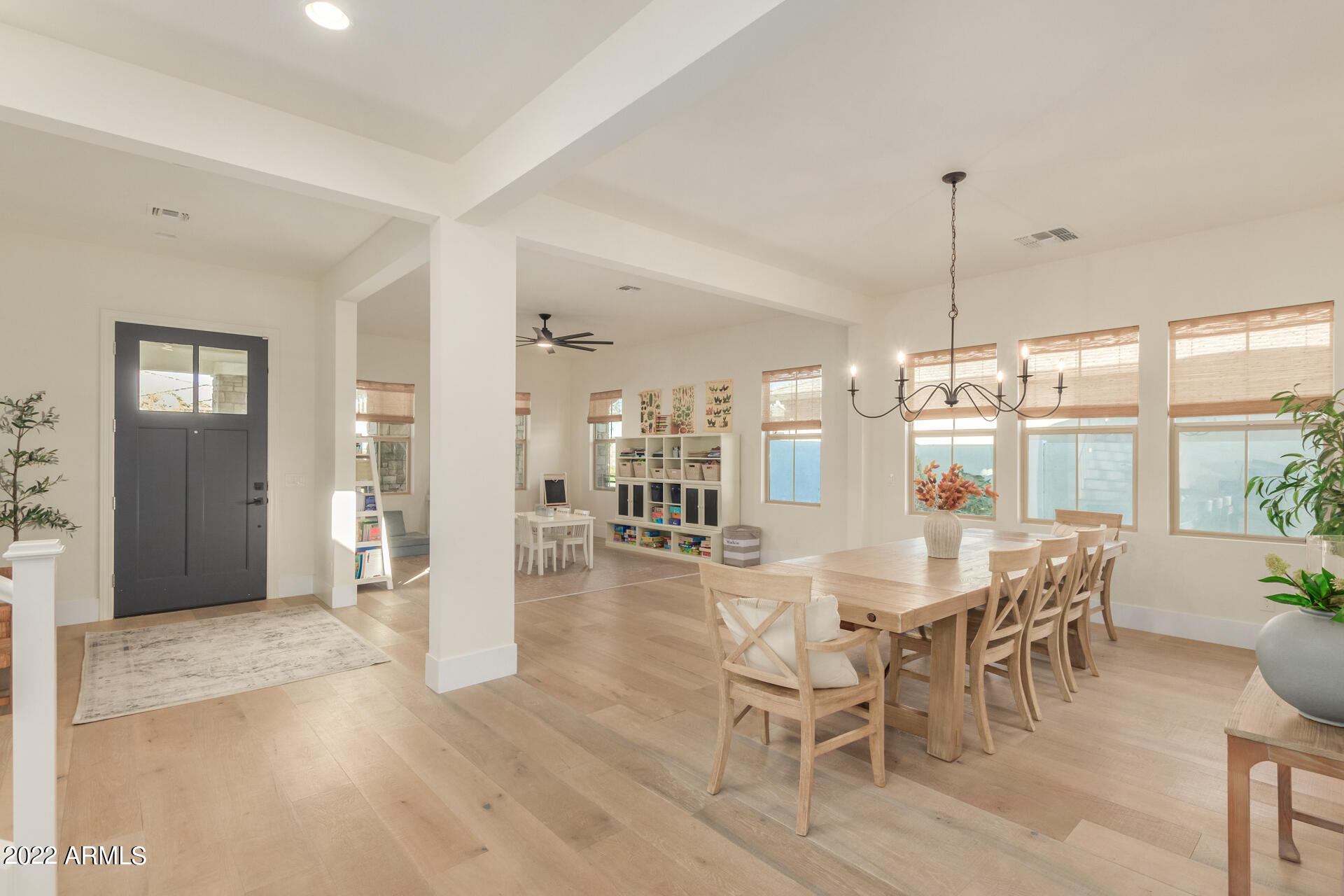 3727 East Appaloosa Road Gilbert, AZ 85296 - Photo 6 of 41 8 - Appaloosa