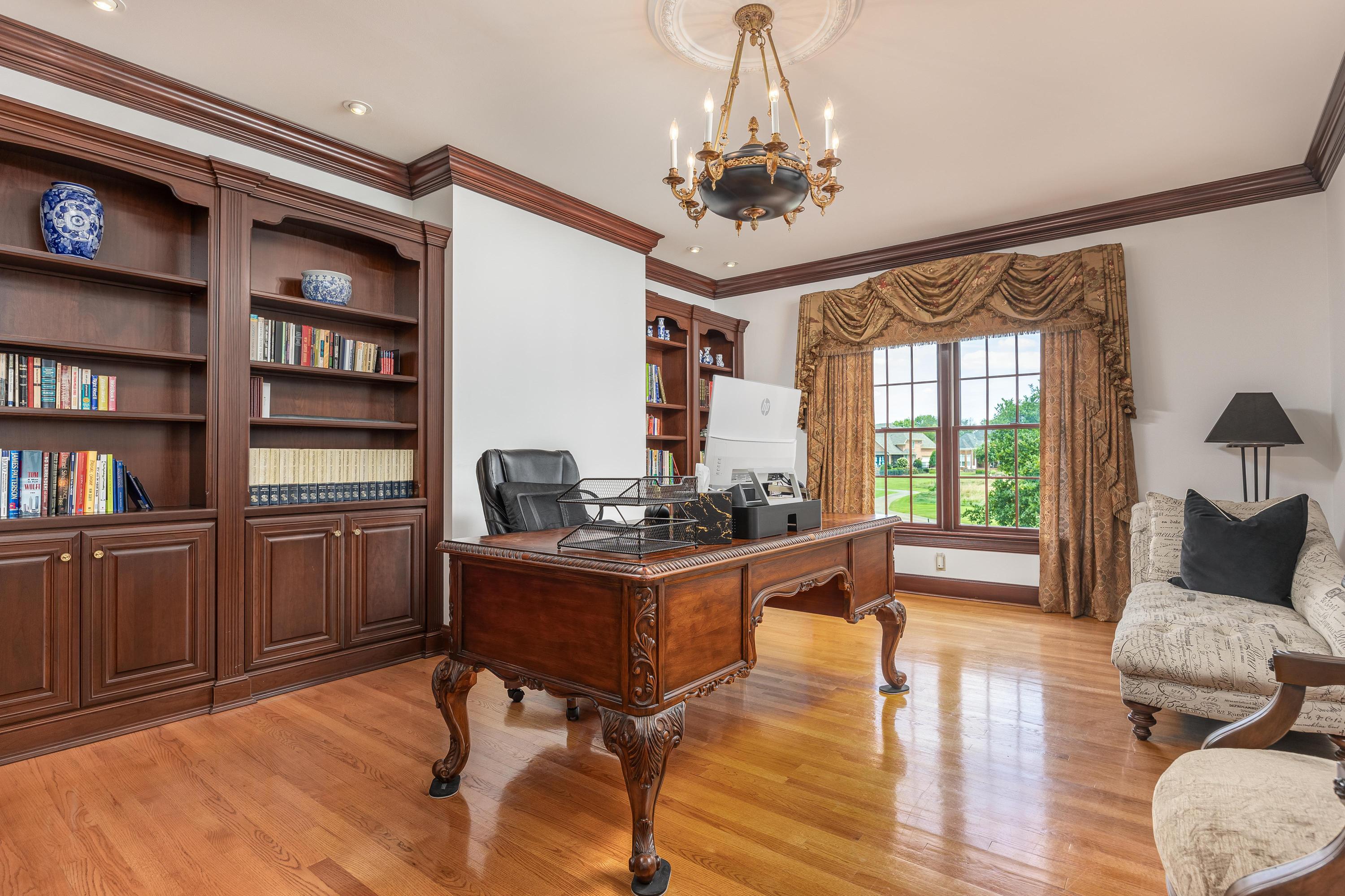 504 Raven Wolf Road Chattanooga, TN 37421 - Photo 31 of 76 2024_08_August_504_Raven_Wolf_Rd_0060