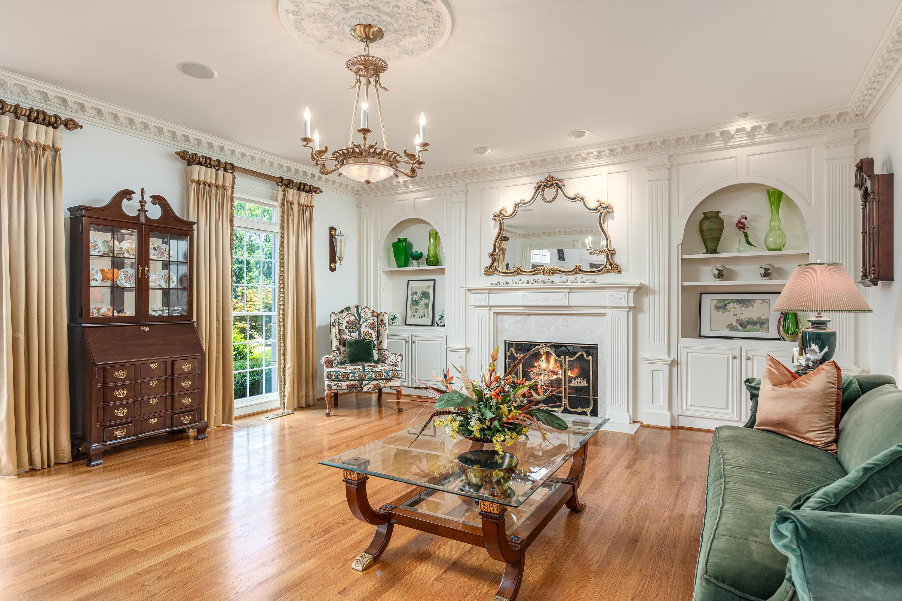 504 Raven Wolf Road Chattanooga, TN 37421 - Photo 5 of 76 2024_08_August_504_Raven_Wolf_Rd_0032