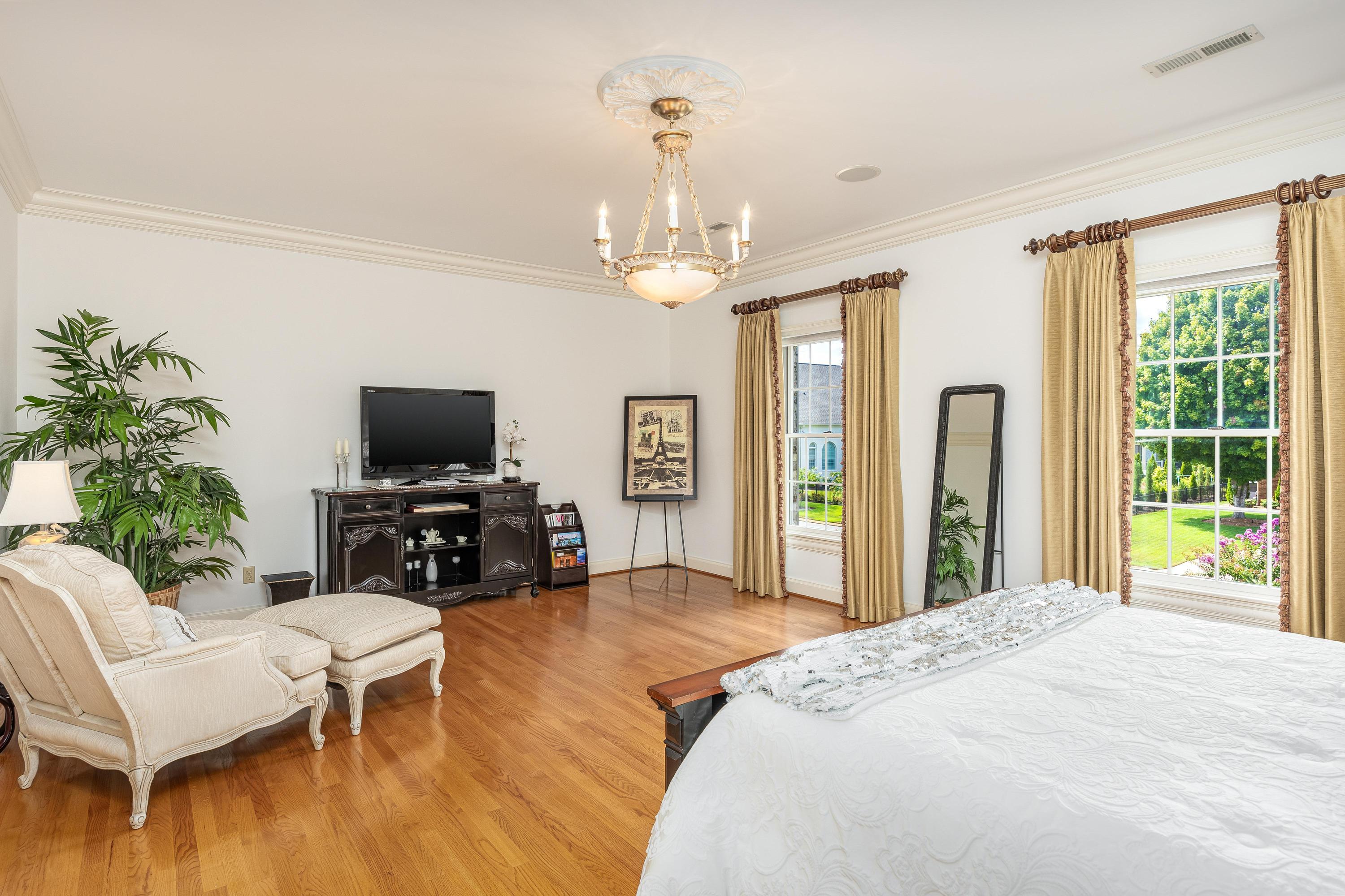 504 Raven Wolf Road Chattanooga, TN 37421 - Photo 51 of 76 2024_08_August_504_Raven_Wolf_Rd_0082