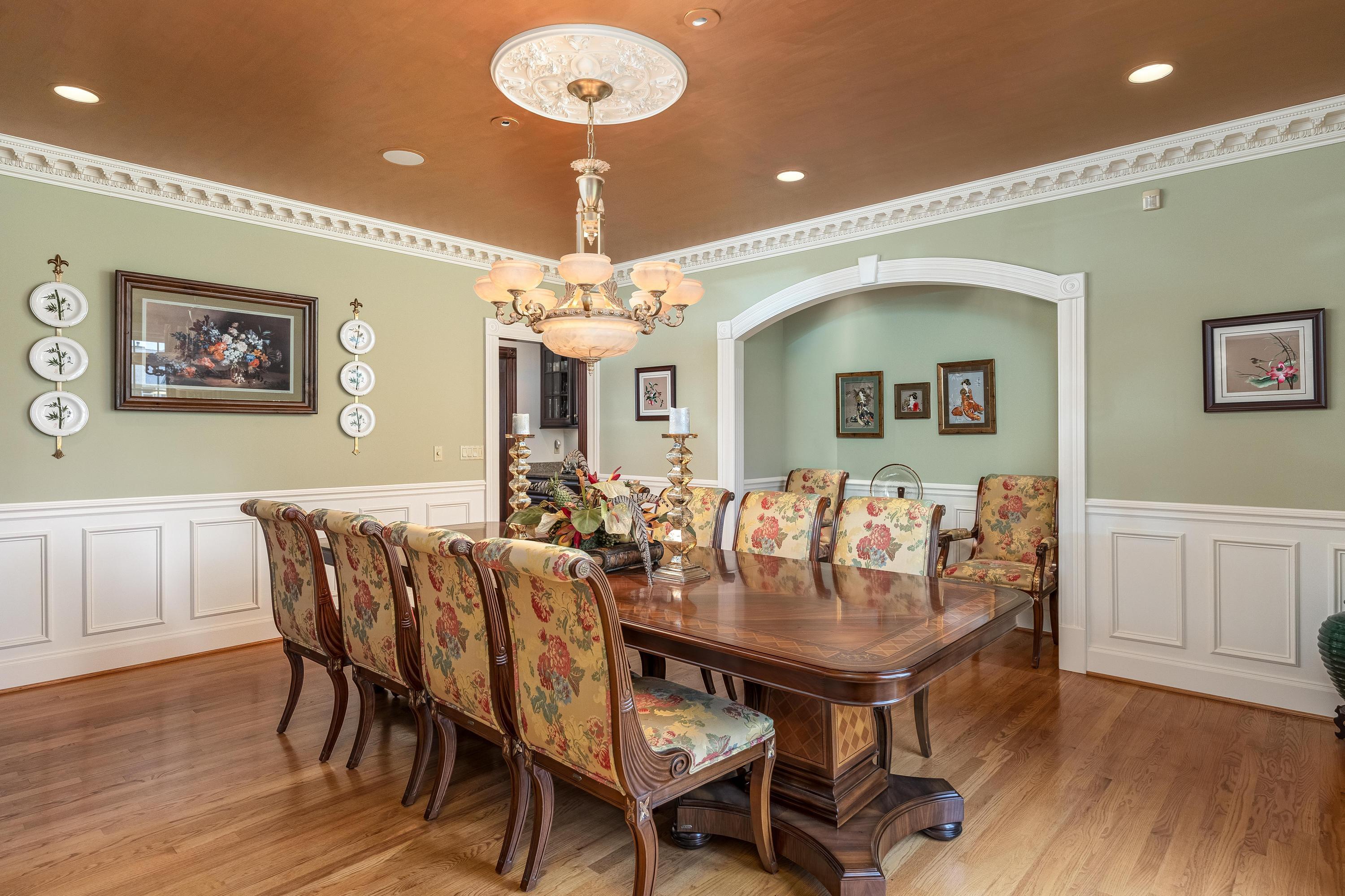 504 Raven Wolf Road Chattanooga, TN 37421 - Photo 9 of 76 2024_08_August_504_Raven_Wolf_Rd_0034