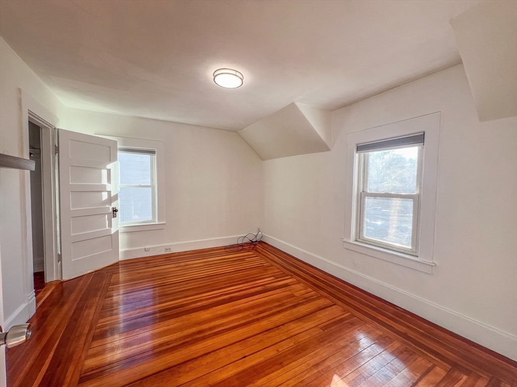 1146 Chestnut Street Newton, MA 02464 - Photo 18 of 29