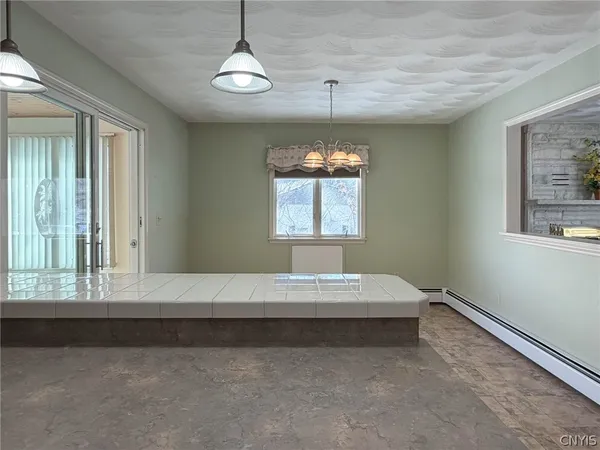 $304,900 | 810 Hillview Drive, Herkimer, NY 13350