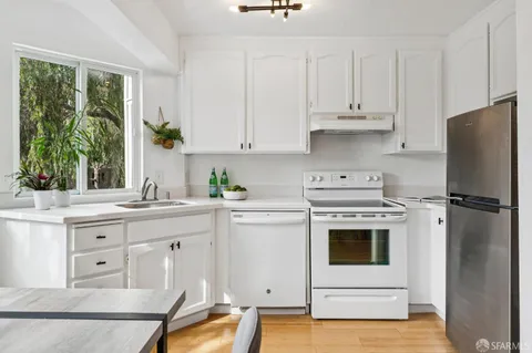 $599,000 | 1700 Gough Street, Unit 304, San Francisco, CA 94109