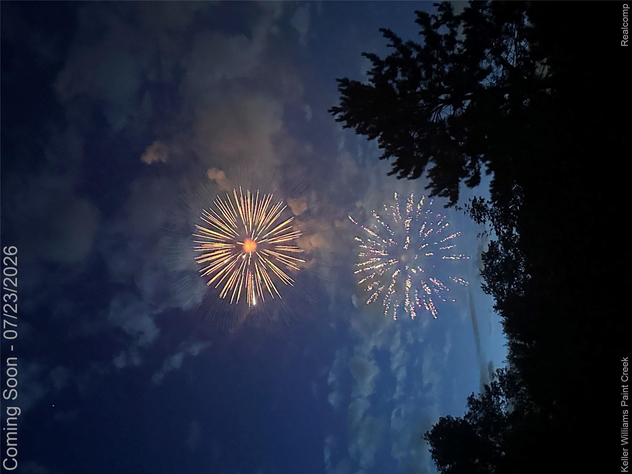 423 East Road Holly, MI 48442 - Photo 49 of 61 Fireworks (2).jpeg
