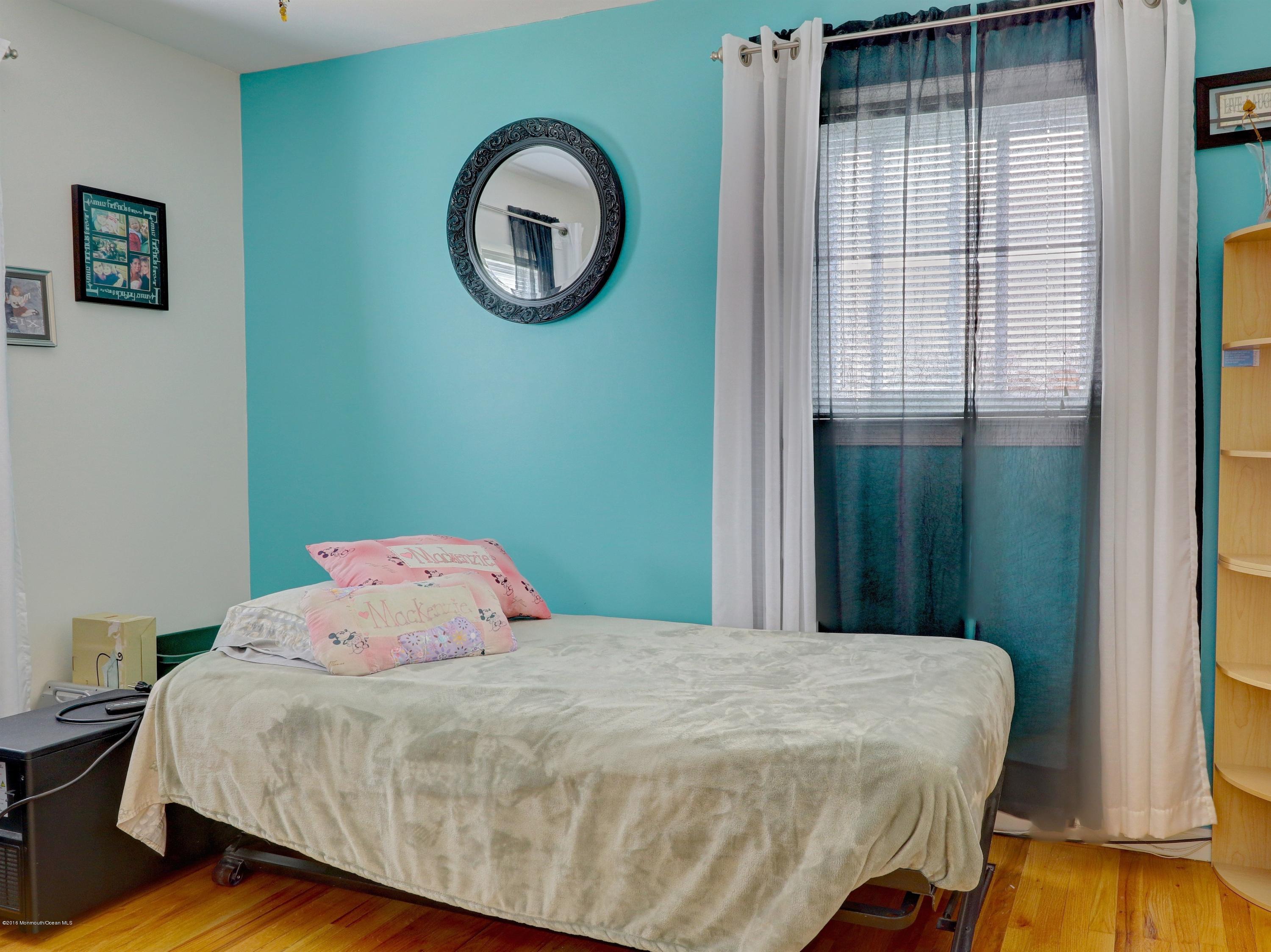 7 Ralph Place Jackson, NJ 08527 - Photo 11 of 27 UP STAIRS BEDROOM
