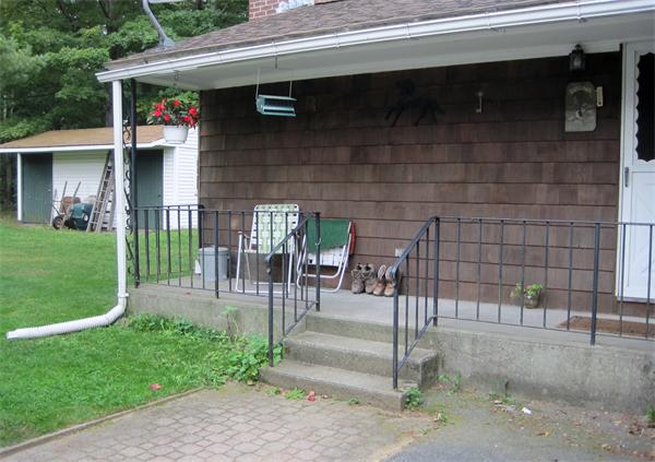 110 Knower Road Westminster, MA 01473 - Photo 6 of 22 a front view of a house with a garden