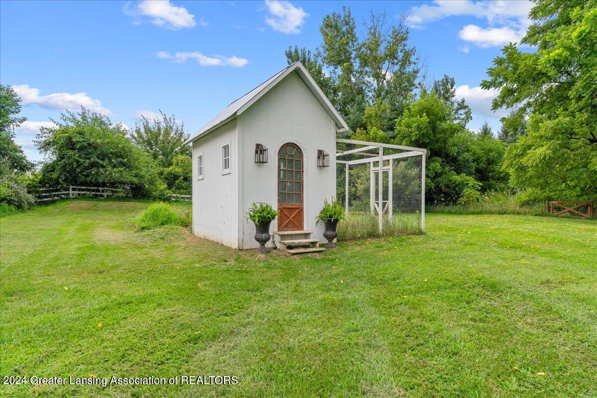 3346 East Haslett Road Williamston, MI 48895 - Photo 9 of 29 19-Media Jett - 19
