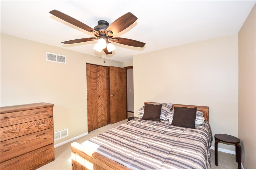 485 Woodland Road Pittsburgh, PA 15237 - Photo 14 of 25 Gallery Image 14