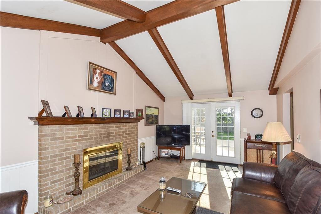 485 Woodland Road Pittsburgh, PA 15237 - Photo 3 of 25 Gallery Image 3