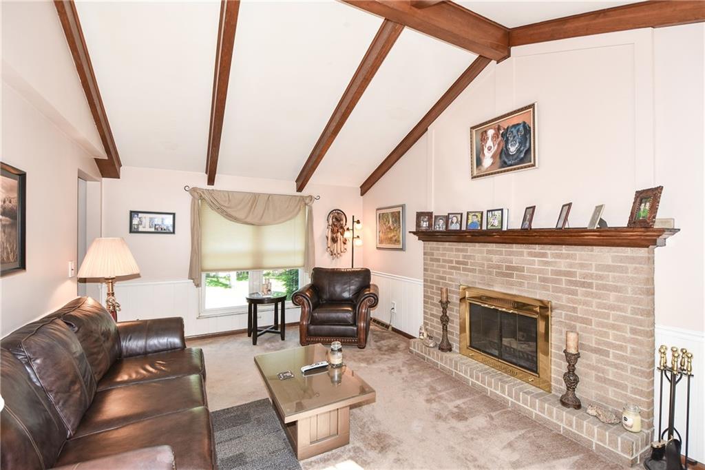 485 Woodland Road Pittsburgh, PA 15237 - Photo 4 of 25 Gallery Image 4