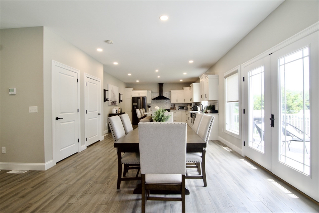 103 Oak Hollow Road Springfield, MA 01128 - Photo 12 of 42