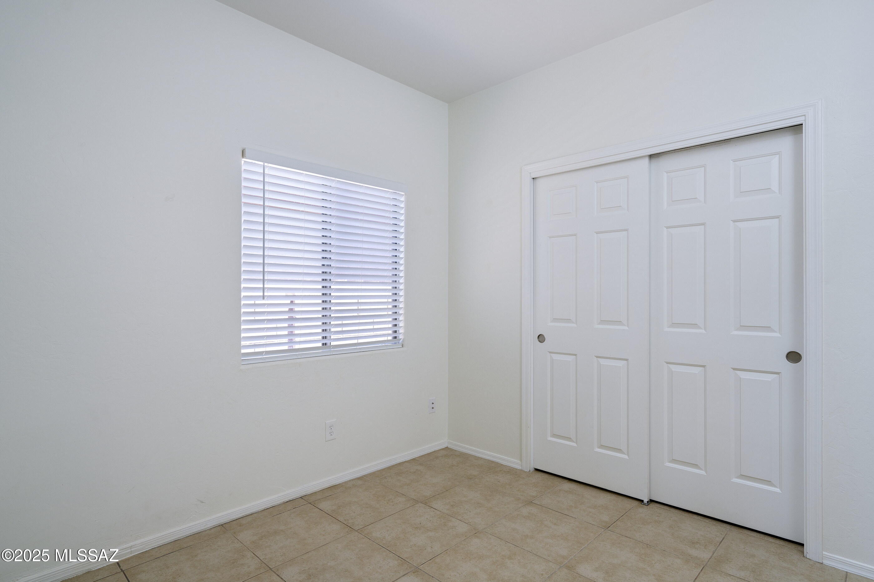 136 East Corte Rancho Colina Sahuarita, AZ 85629 - Photo 14 of 21
