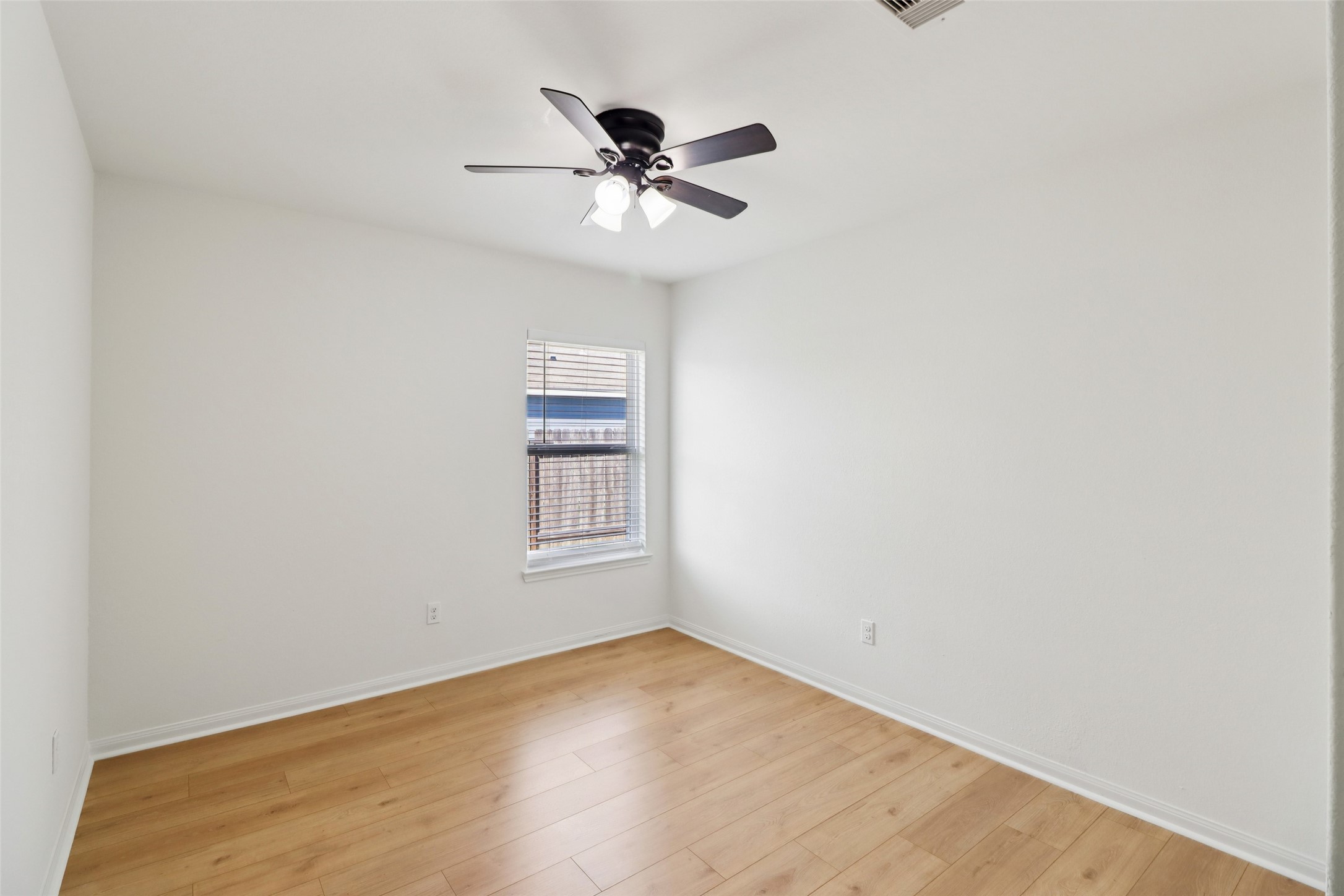 8006 Distant Harbor Road Baytown, TX 77523 - Photo 22 of 27