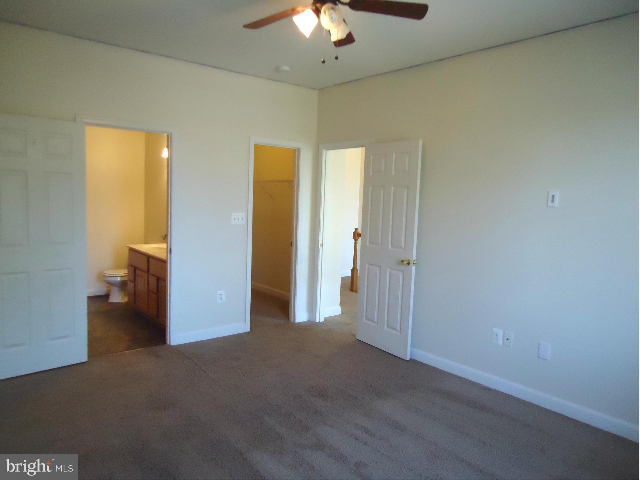 3853 Graham Park Road, Unit 3 Triangle, VA 22172 - Photo 11 of 21 Bedroom (Master)