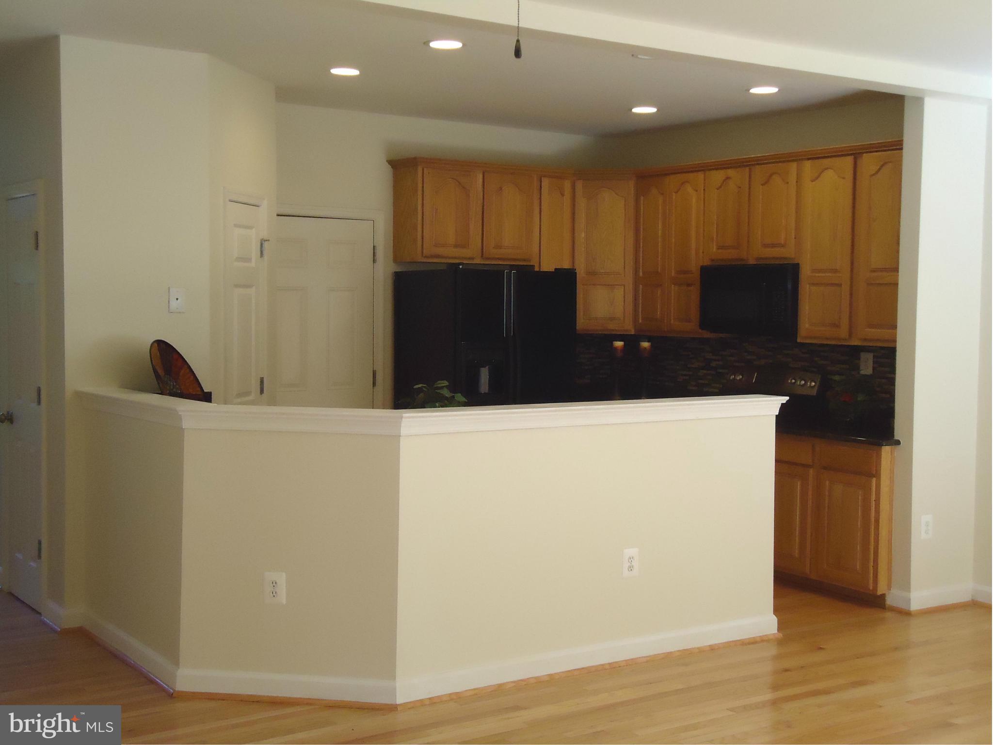 3853 Graham Park Road, Unit 3 Triangle, VA 22172 - Photo 8 of 21 Kitchen