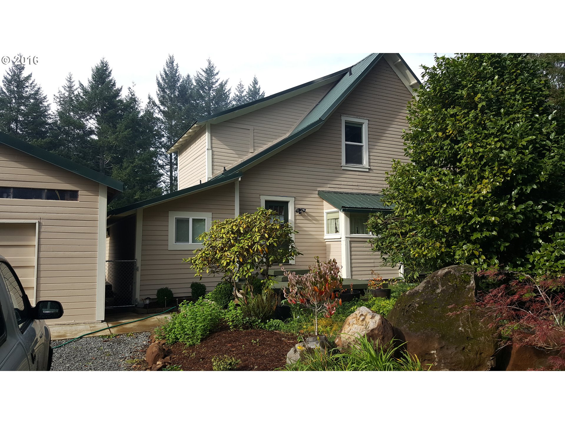 36973 Southeast Fall Creek Road Estacada, OR 97023 - Photo 5 of 20 Gallery Image 5